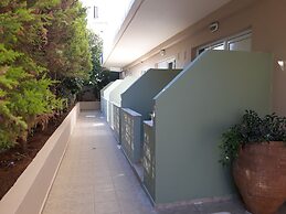 Zannis Hotel