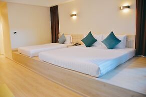 Bangsaen Heritage Hotel