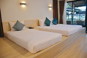 Bangsaen Heritage Hotel