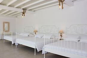 Anixi Hotel