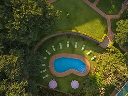 Batonka Guest Lodge