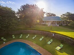 Batonka Guest Lodge
