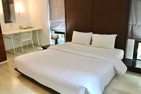 S2 Hotel