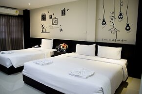 S2 Hotel
