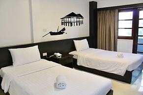 S2 Hotel