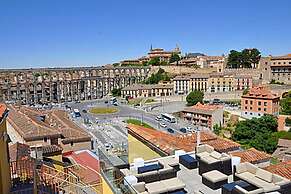 Hotel ELE Acueducto