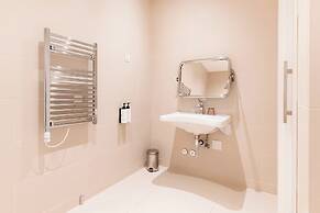 Crowne Plaza Podgorica by IHG