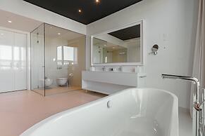 Crowne Plaza Podgorica by IHG