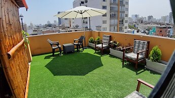 Pretty House Hostel