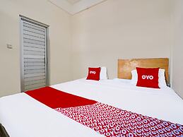 OYO 1699 Verona Residence