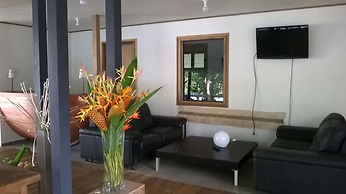 Evis Resort