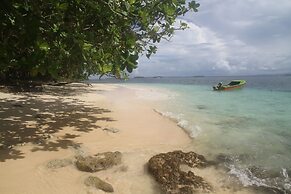 Evis Resort