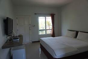 Thatphanom Place