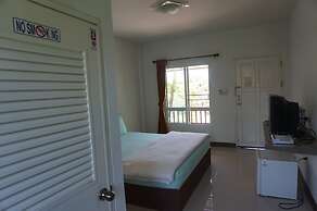 Thatphanom Place