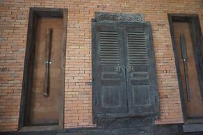 Thatphanom Place