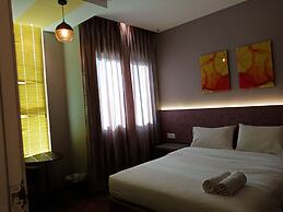 Lemon8 Hotel Apartment