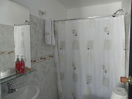 Tamarindo Inn