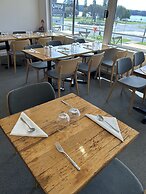 Quays Hotel