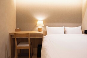 HOTEL PAUL HOUSE
