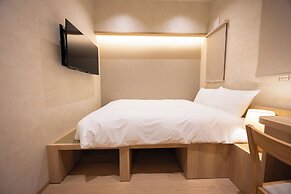 HOTEL PAUL HOUSE