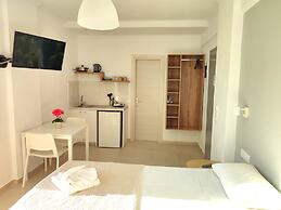 Kostas Apartments