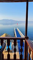 Assos Nazan Motel Restoran Beach