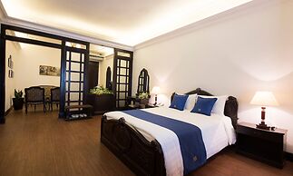 Hoa Binh Hotel