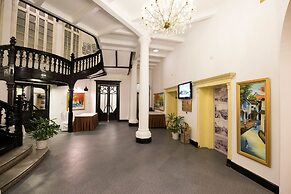 Hoa Binh Hotel