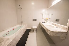 Hoa Binh Hotel
