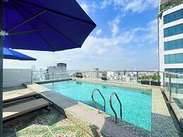 Palazzo Luxury Hotel