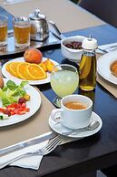Malak Hotel