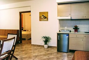 Ippoliti Village