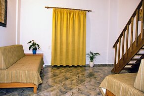 Ippoliti Village