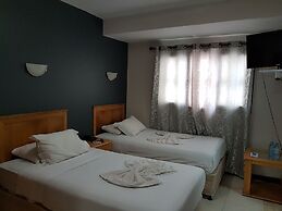 Hotel Atlantis 2