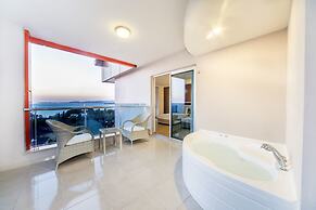 Lonicera Resort & Spa Hotel
