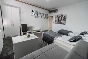 Hotel Cool Zagreb Airport