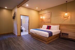 Mr. Tucan Hotel