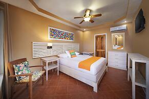 Mr. Tucan Hotel