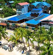 Mr. Tucan Hotel