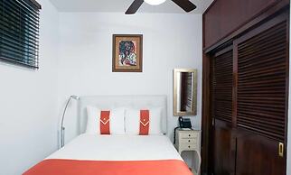 Altamont West Hotel