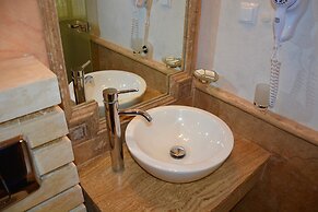 Golden Rainbow VIP Residence