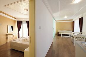 Golden Rainbow VIP Residence