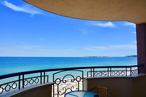 Golden Rainbow VIP Residence