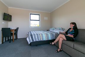 Hokitika Holiday Park