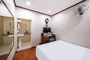 A25 Hotel - 221 Bach Mai