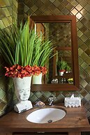 Howie's Homestay