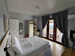 Reef Beach Resort