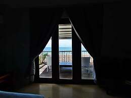 Reef Beach Resort