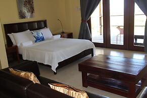 Reef Beach Resort