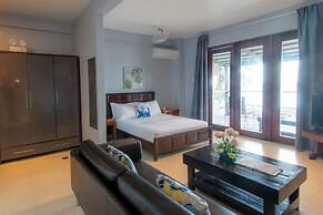 Reef Beach Resort